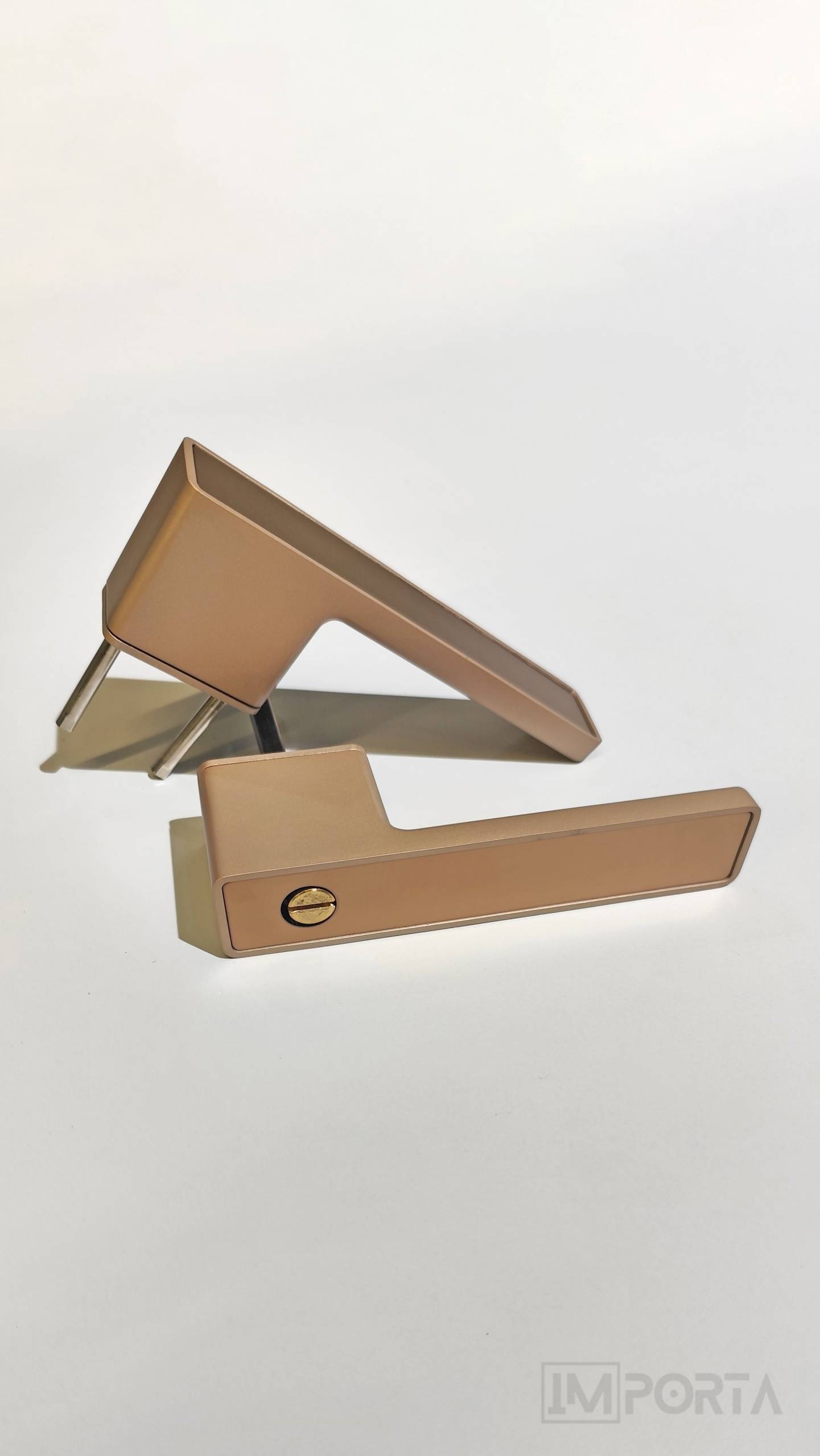 Palermo_champaine_gold_interior_door_handle_with_key_thumb_Importa_UAE