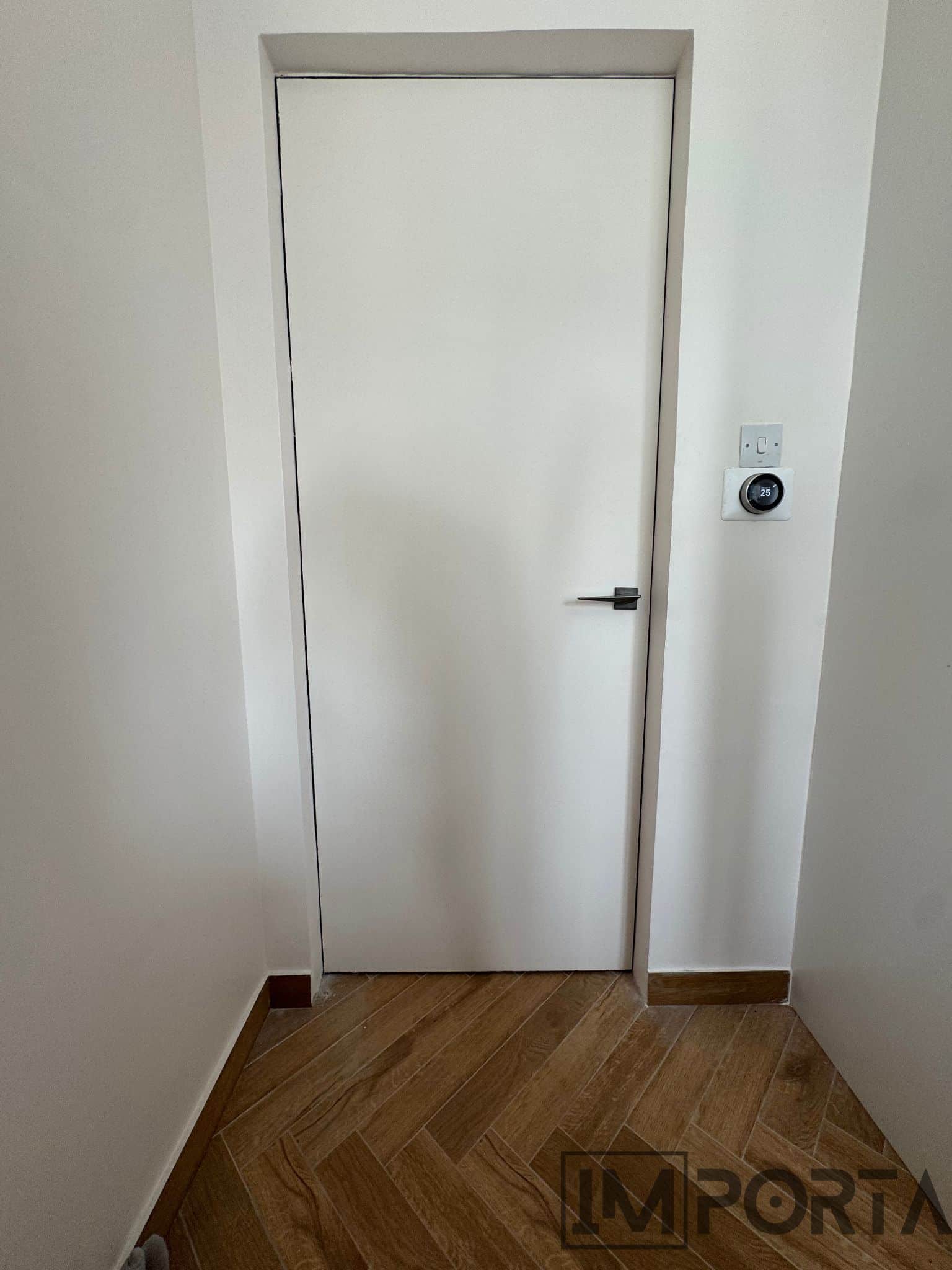 hidden-frame-primed-door-modern-interior.jpg