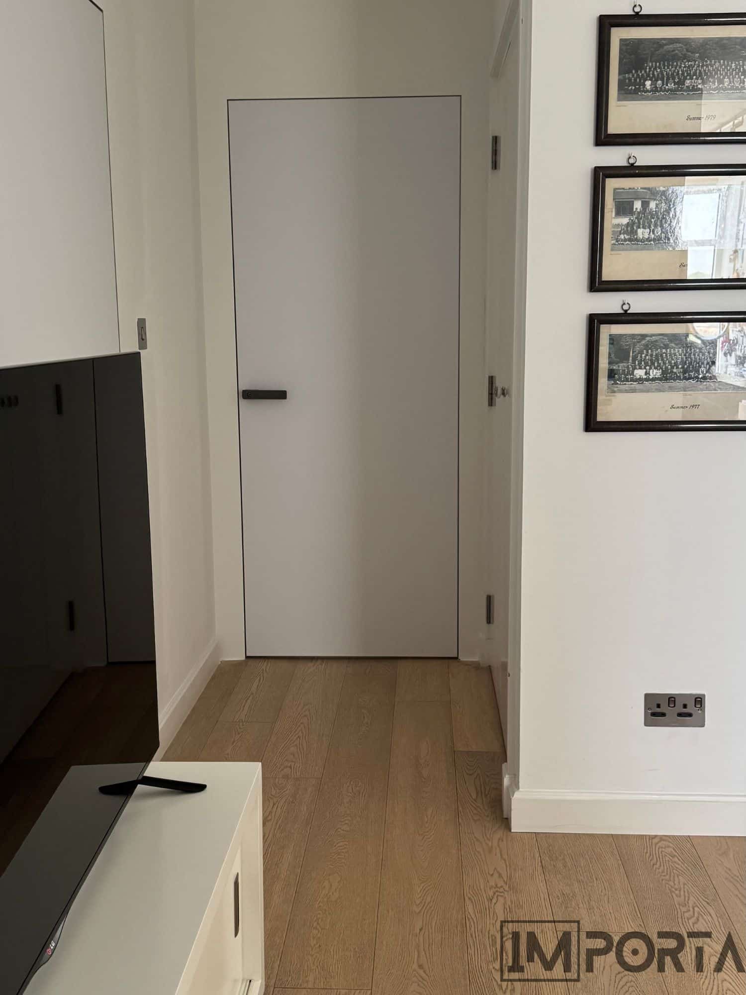 flush-primed-door-integrated-closing-system.jpg