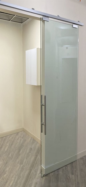 frameless-glass-door-hardware-geze-uae.jpg