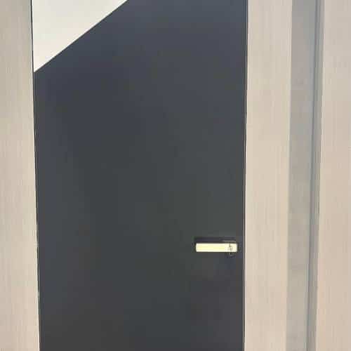pu painted door with closer - importa uae