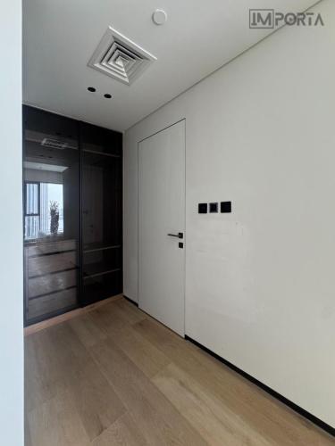 contempory black profile primed door dubai importa