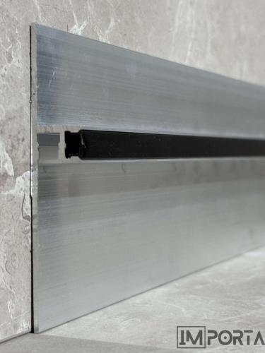 modern 50mm aluminium skirting detail
