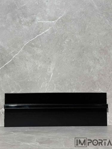 modern black skirting system importa