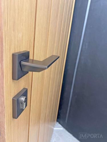 modern concealed door handle dubai
