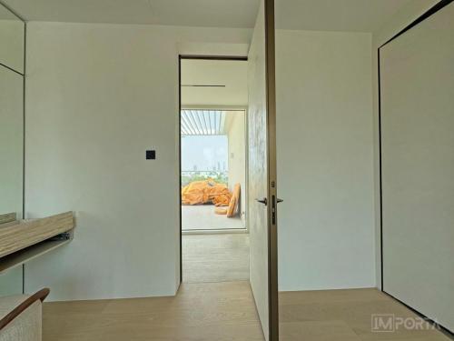 travertini luxury flush door white gloss finish