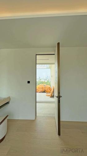 travertini luxury white gloss invisible door uae villa